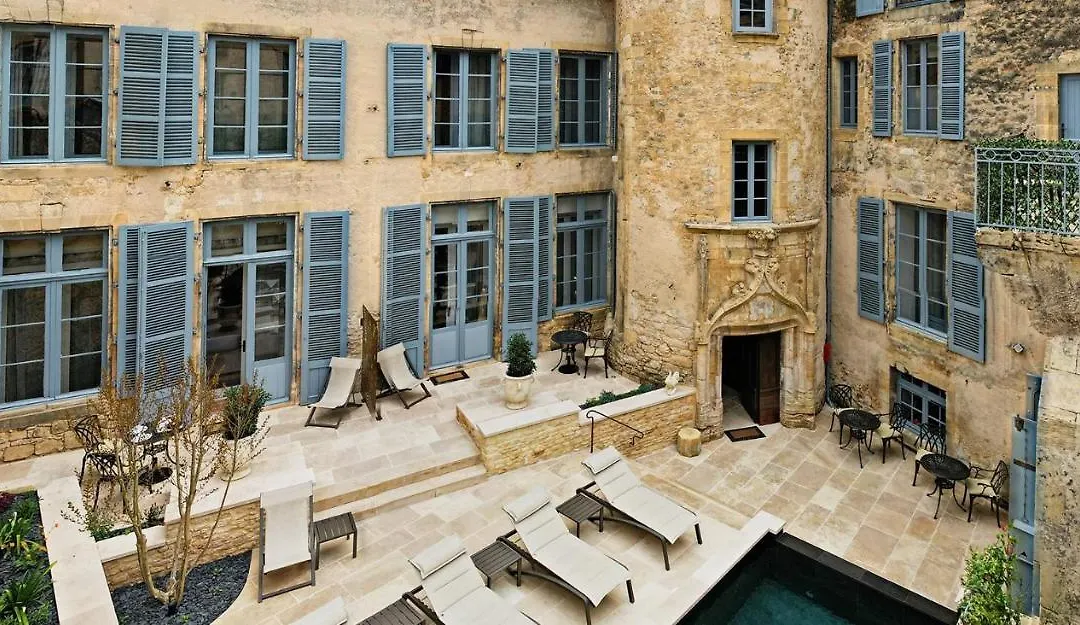 Le Petit Manoir-1