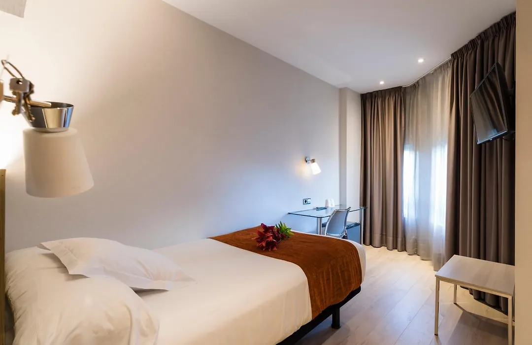 Hotel Avenida-1