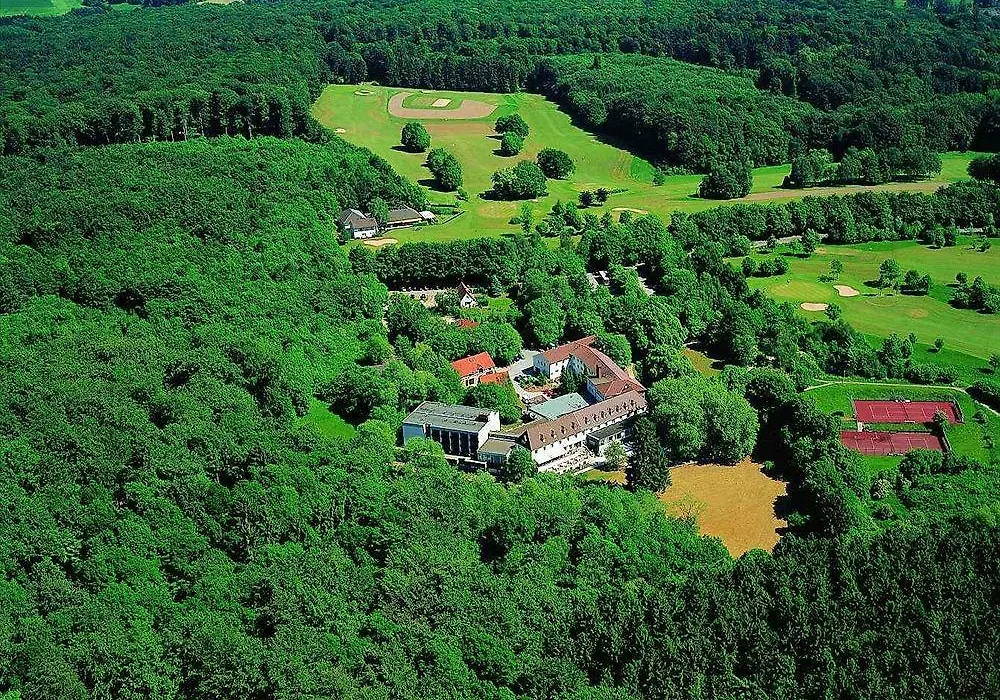 Arcadia Hotel Schwaghof Bad Salzuflen-1