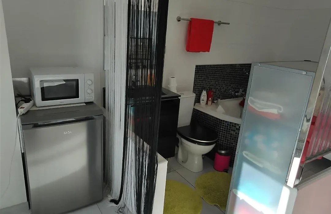 Charmante chambre avec vue mer - parking gratuit-1