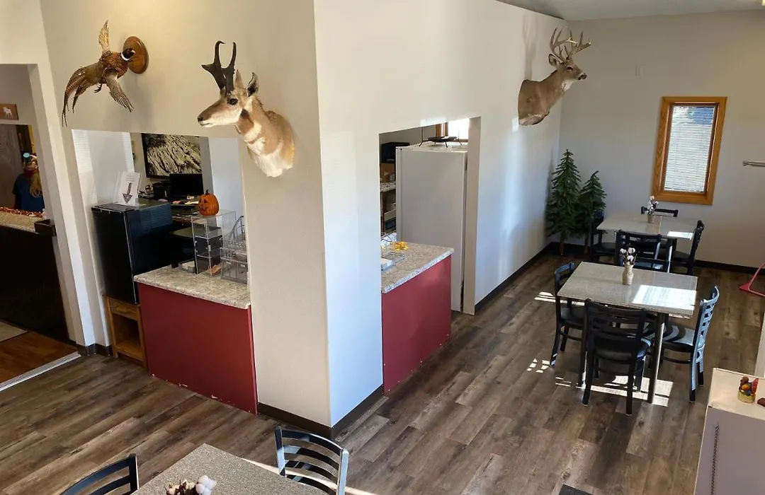 Glendive Lodge-1