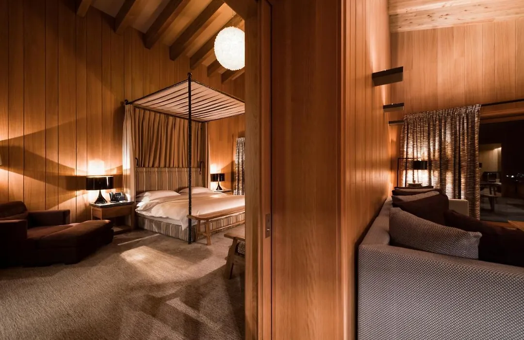 Aurelio Club / Chalet / Villa-1