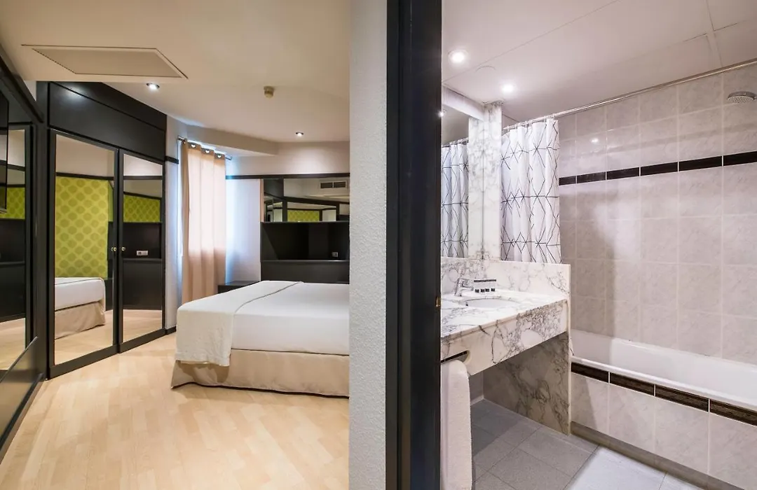 Hotel Punt 14 Barcelona Gava Mar-1