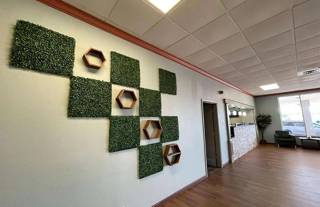 Days Inn & Suites By Wyndham Springfield Oh-1