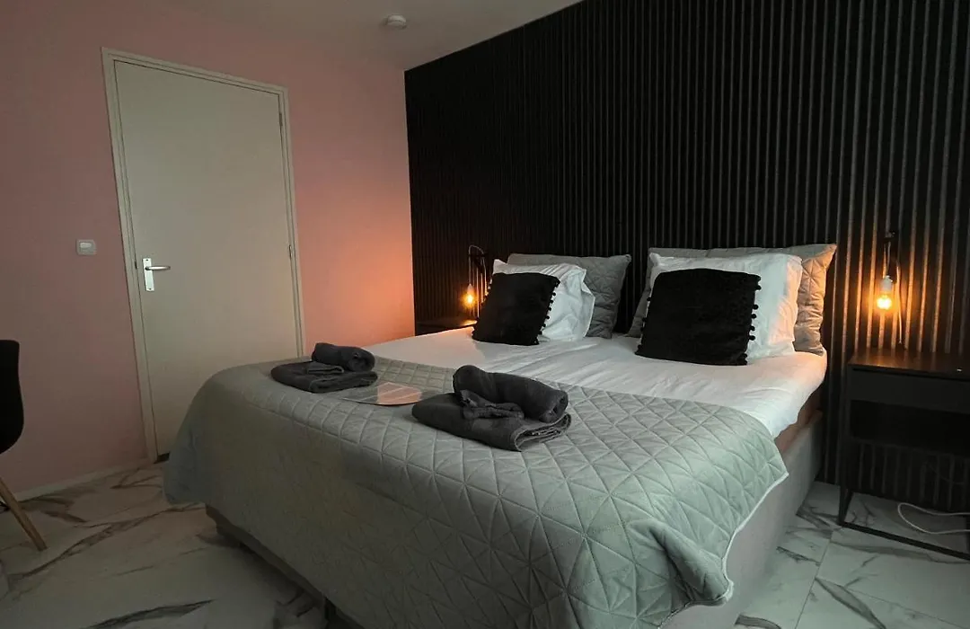 Bed And Breakfast Groningen - Peizerweg-1