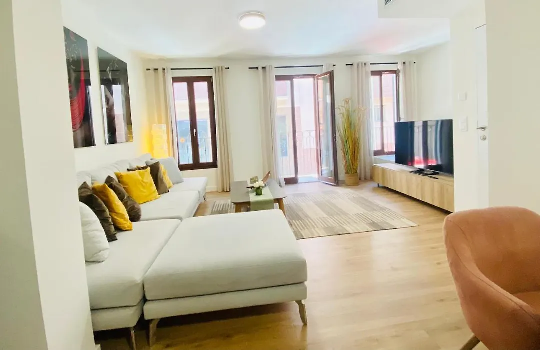 Hotel Apartment With 2-En Suite Bedrooms-1