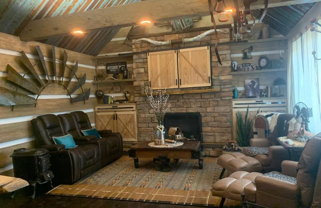 Fox Pass Cabins-1