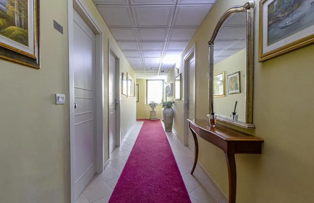 Hotel Vittorio Emanuele-1