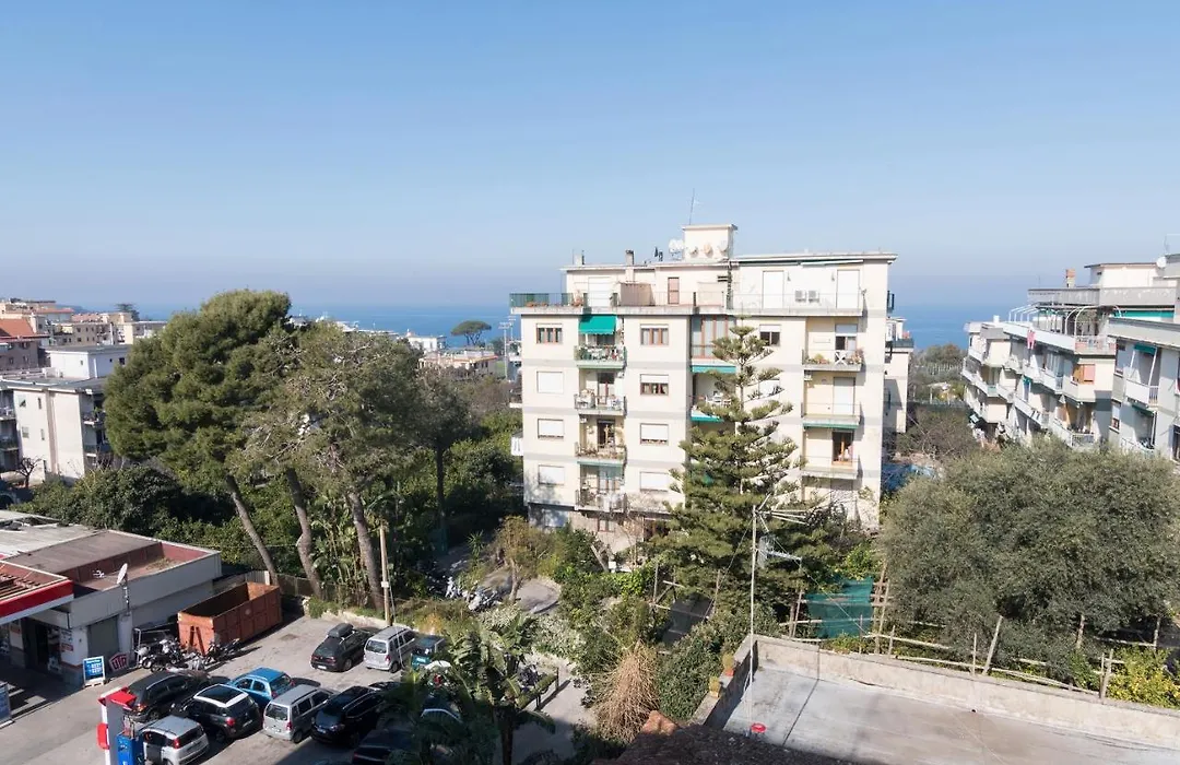 Guest House Emily Suites Sorrento-1