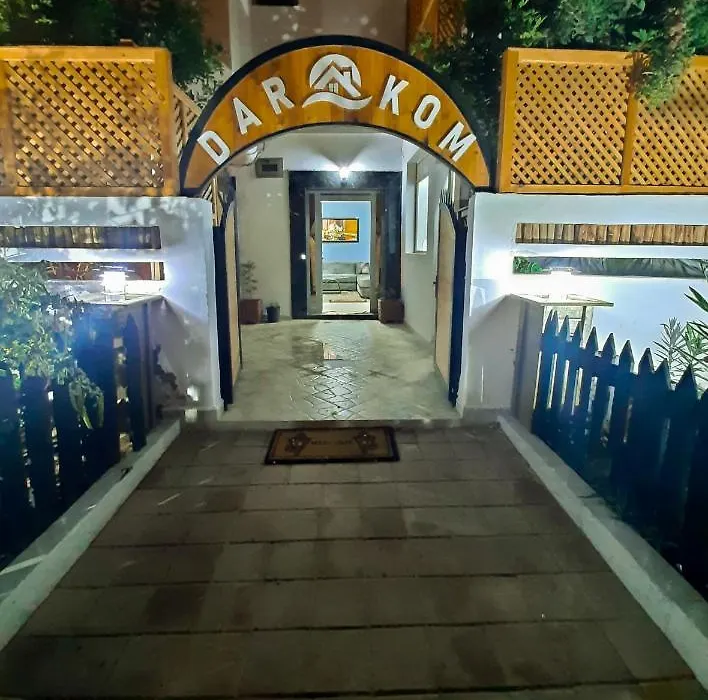 Darkom-1