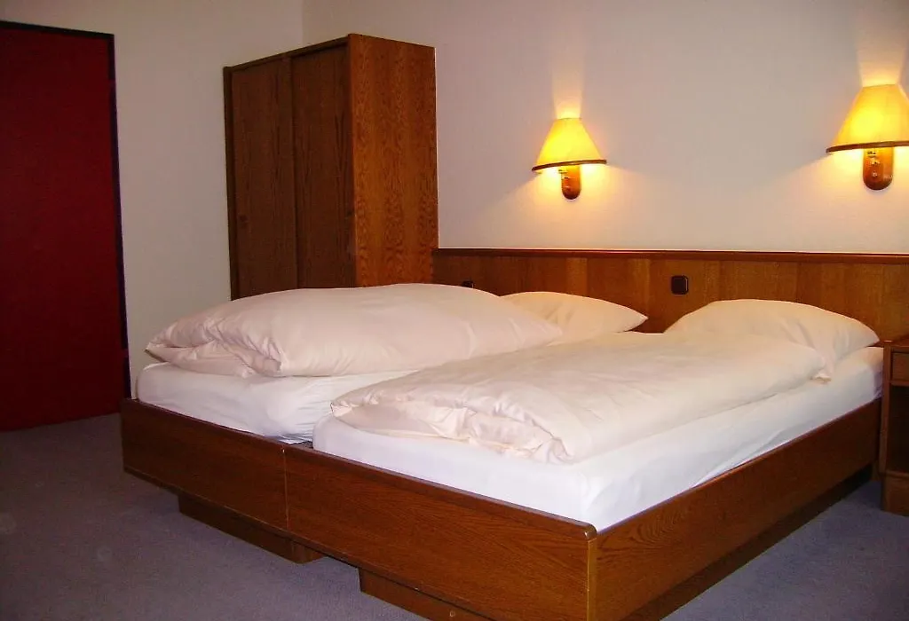 Hotel an der Hauptallee-1