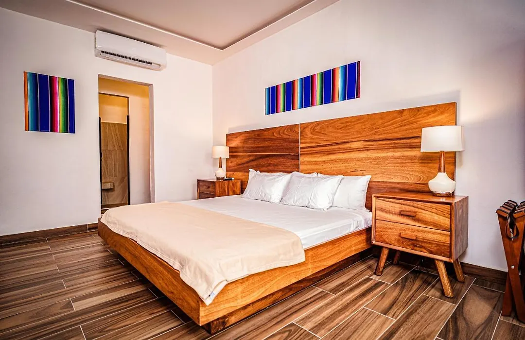 Nomads Party Hotel-1
