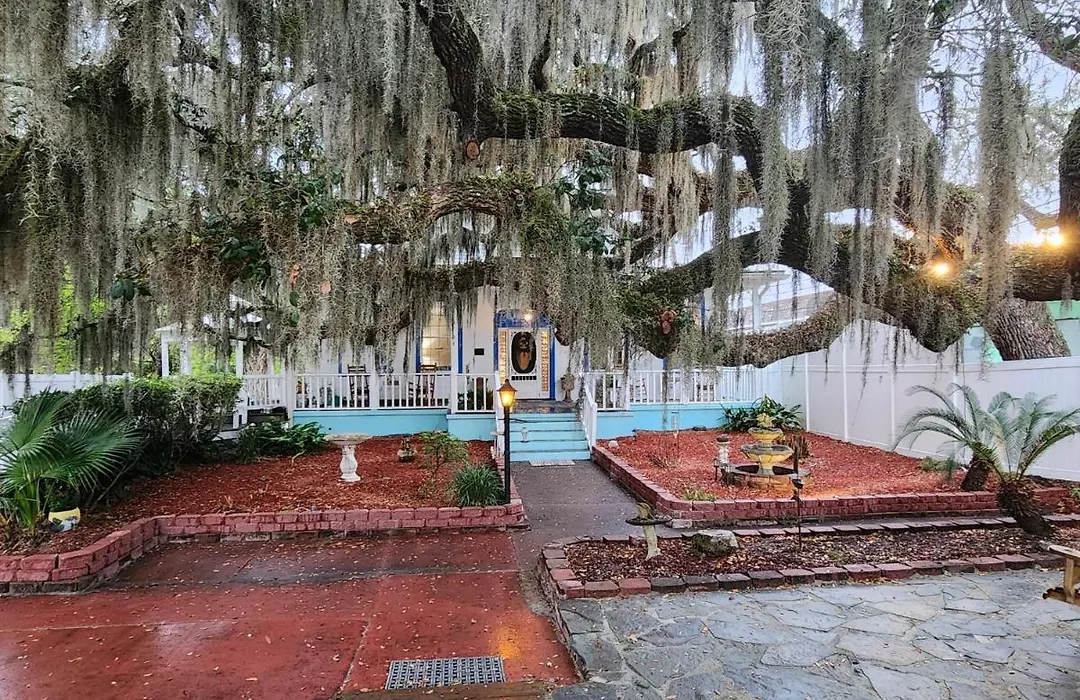 Tybee Island Inn Bed & Breakfast-1