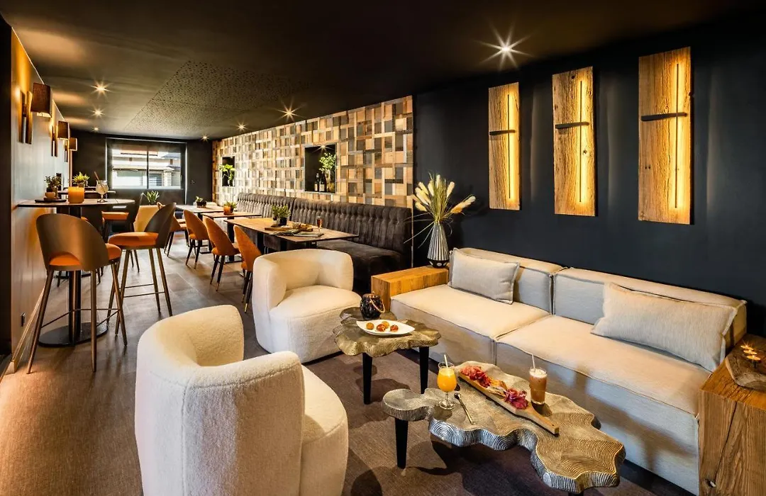 Hotel Les 2 Lacs-1