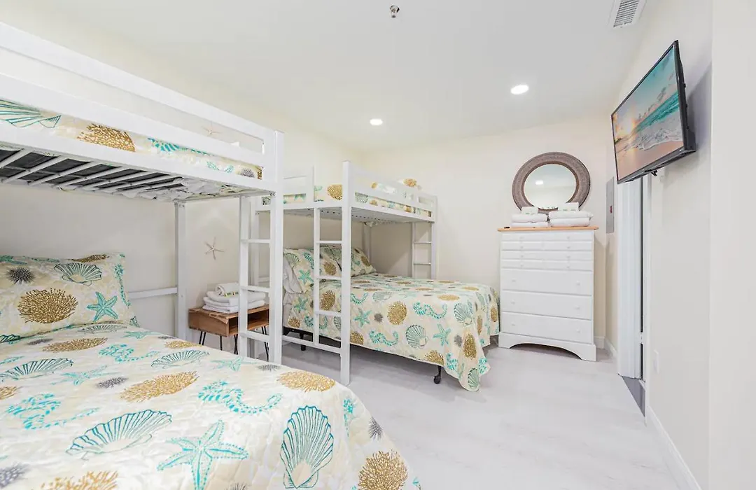 Marylander Condominiums, 90 Steps From The Beach-1