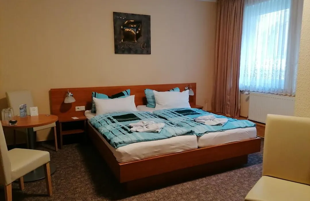 Hotel Garni zum Goldenen Ring-1