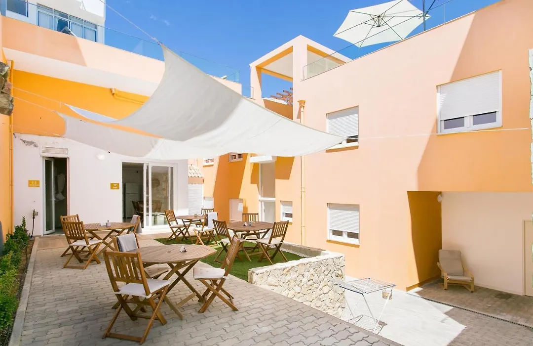 Casa Amarela Guesthouse-1