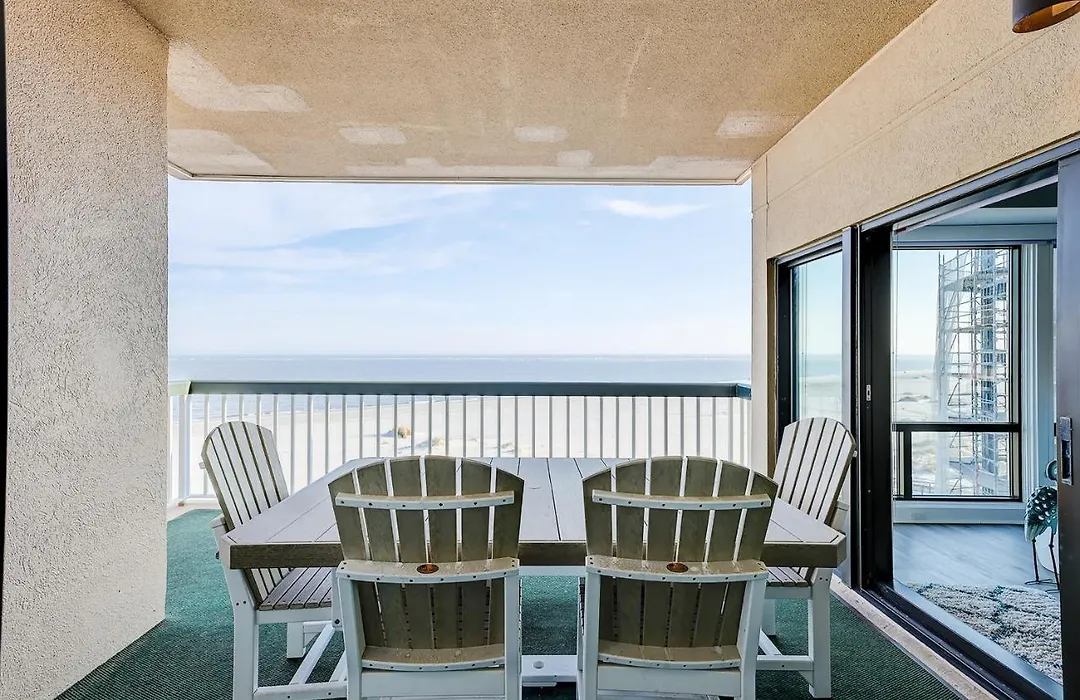 Ocean Club 1301-1