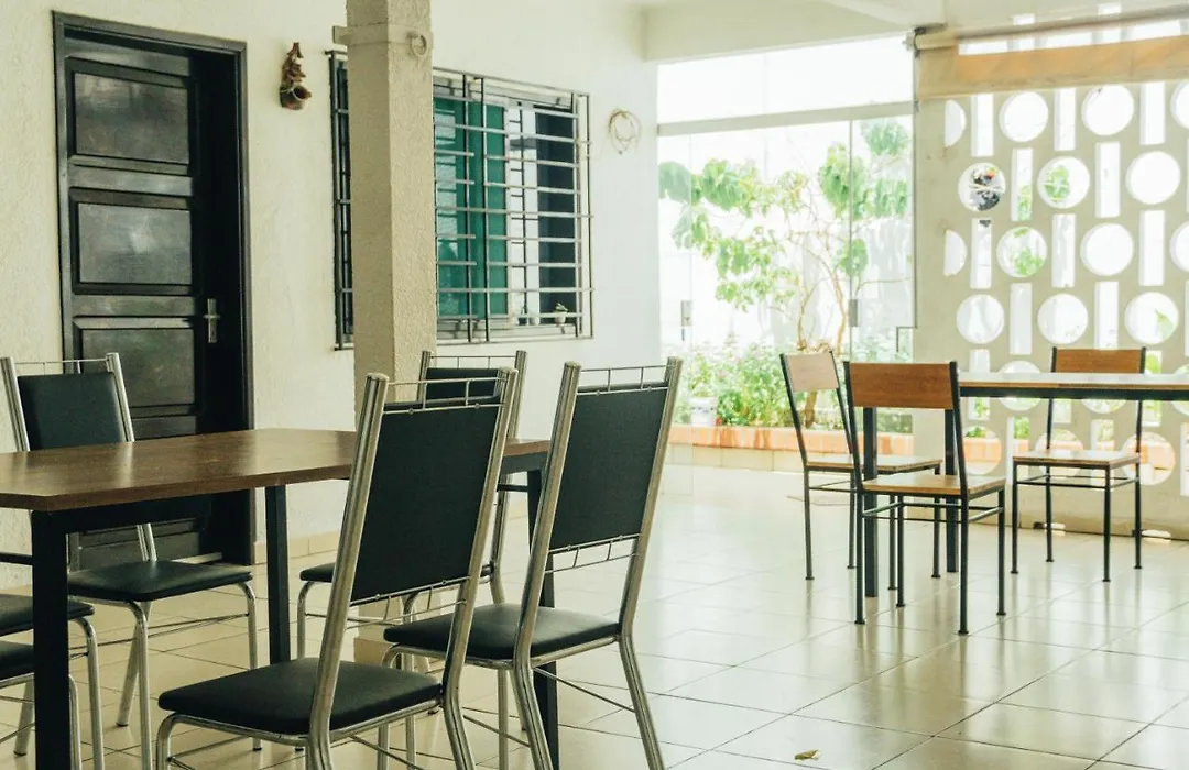 Hostal Backpackers Travelero-1