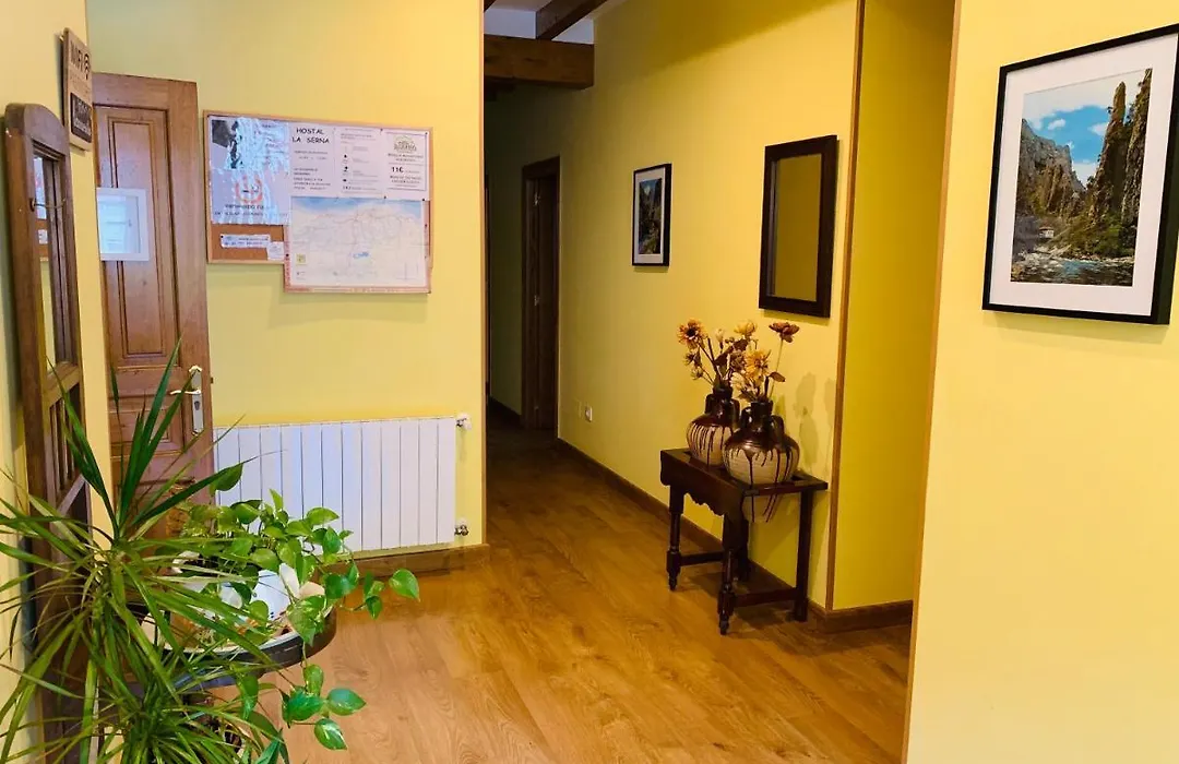 Hostal La Serna-1