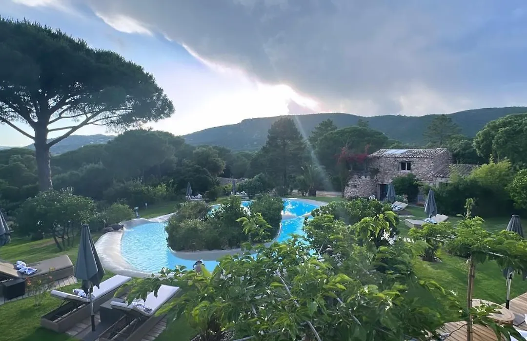 Hôtel Ambassador Palombaggia-1
