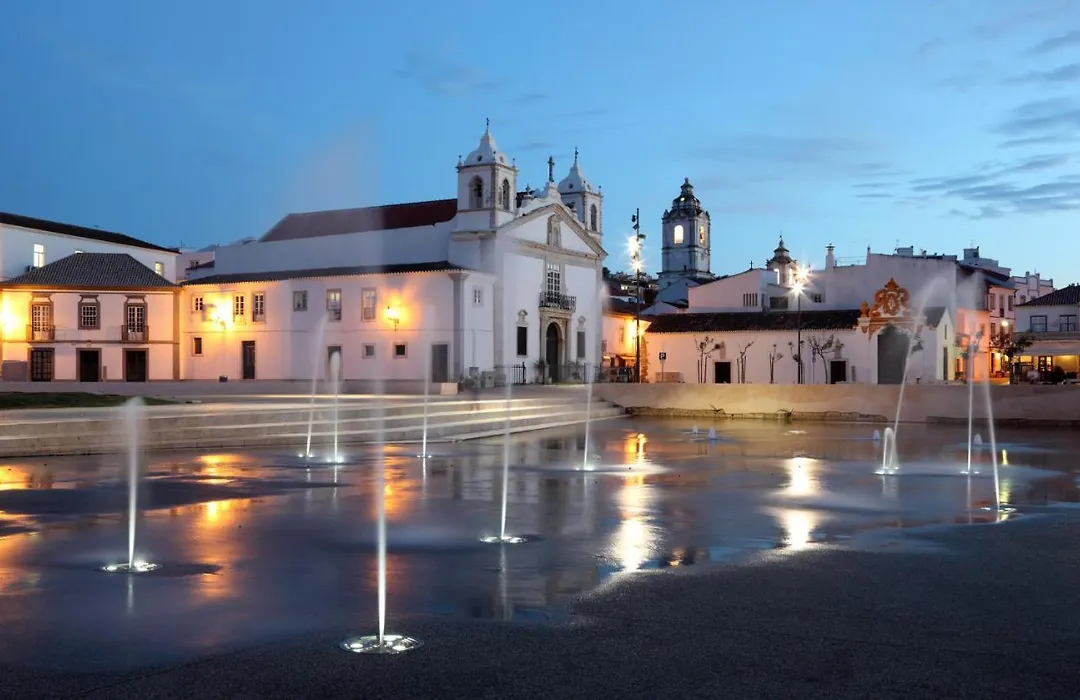 Gil Vicente Guest Rooms-1