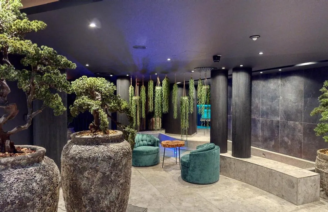 Angerhof Sport- u. Wellnesshotel-1