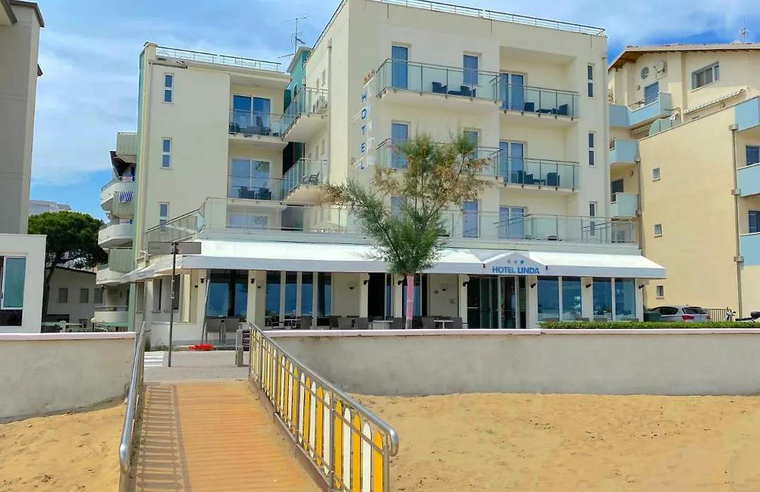 Hotel Linda-1