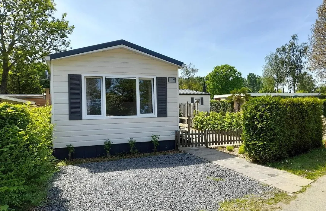 Stellechalets op Vakantiepark Stelleplas - Heinkenszand-1