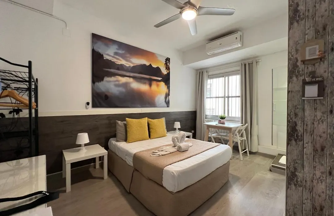 Valencia Suits You - ADULTS ONLY Rooms CHECK IN desde las 14 00h-1