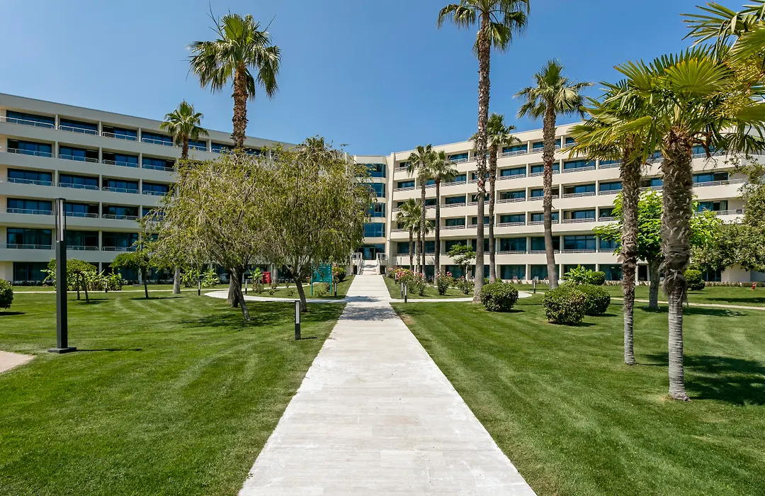 Mirage Park Resort-1
