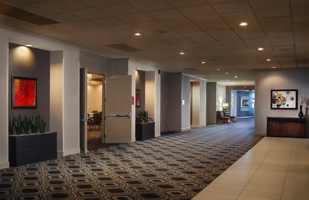 Crowne Plaza Phoenix Airport - Phx By Ihg-1