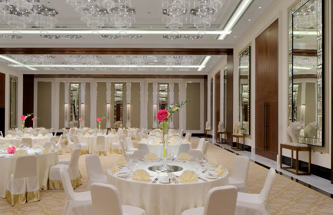 Taj Dubai-1