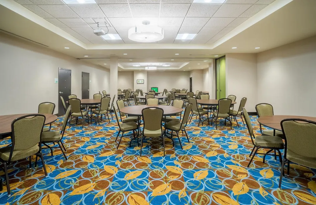 Holiday Inn - Terre Haute By Ihg-1