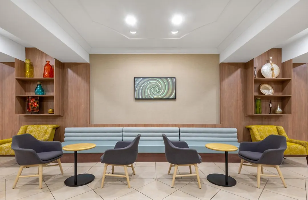 Holiday Inn & Suites Pittsfield-Berkshires By Ihg-1