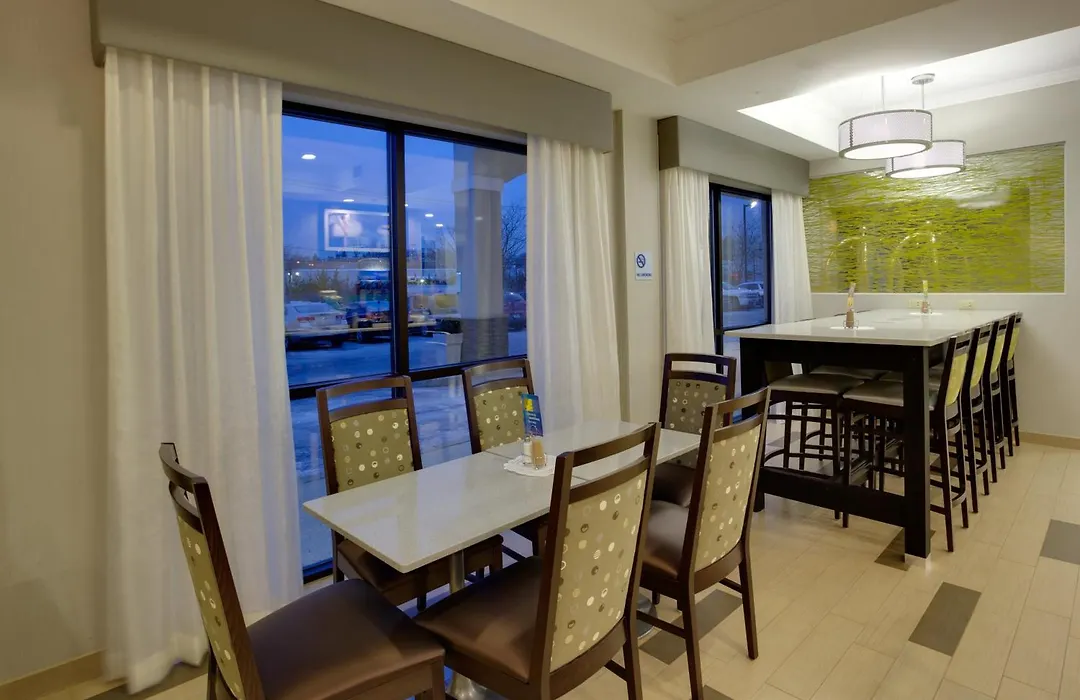 Holiday Inn Express Hotel & Suites Meadowlands Area By Ihg-1