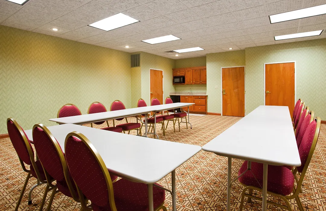 Holiday Inn Express Hotel & Suites Goshen By Ihg-1