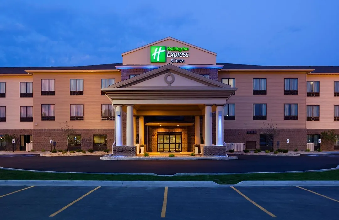 Holiday Inn Express & Suites - Mason City By Ihg-1