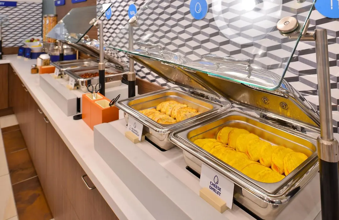 Holiday Inn Express Hotel & Suites Colby By Ihg-1