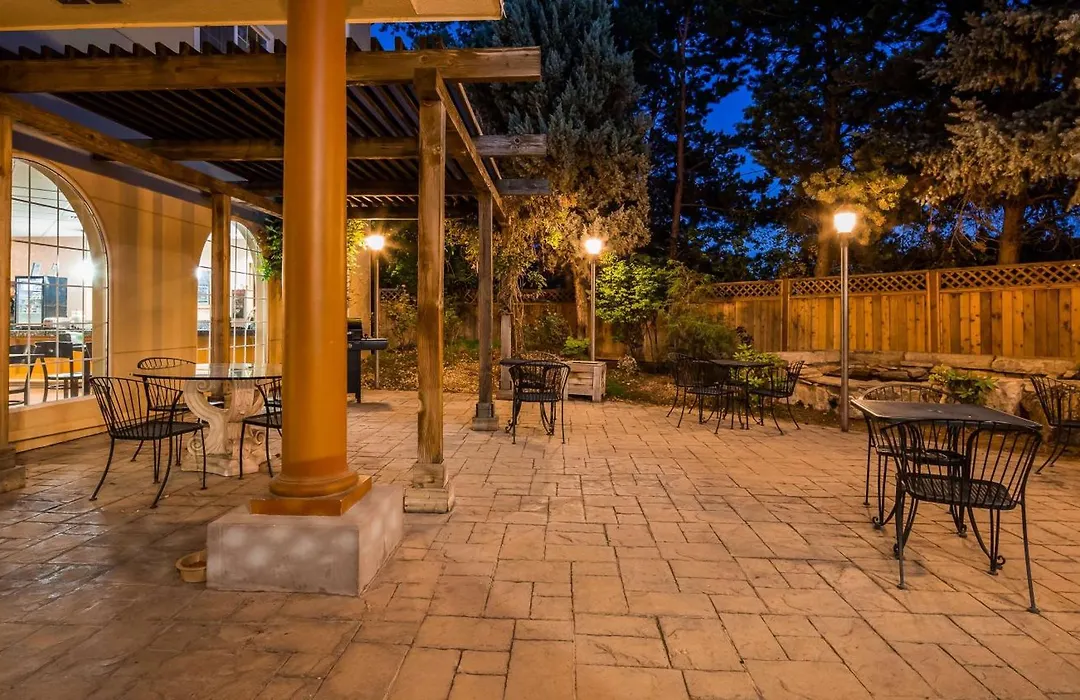 Best Western Plus Caldwell Inn & Suites-1