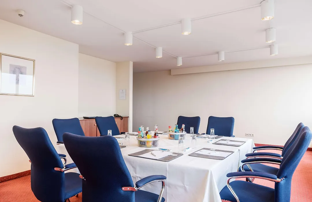 Leoso Hotel Ludwigshafen-1