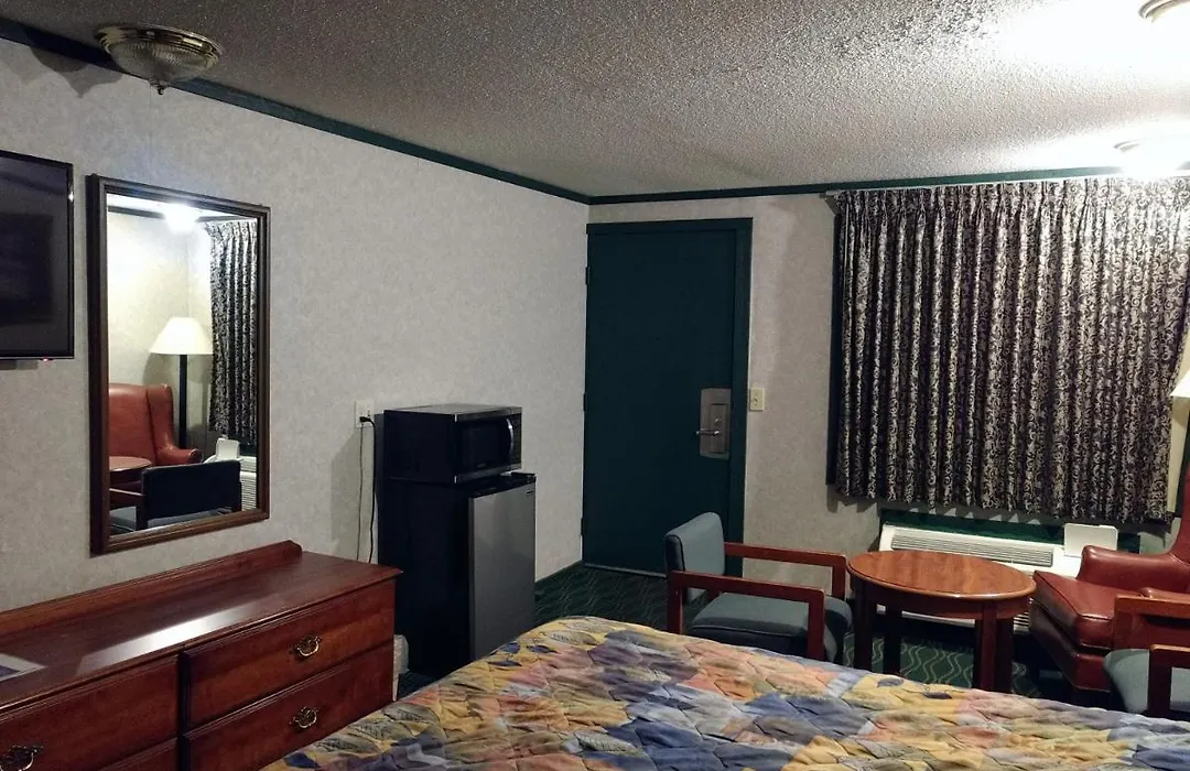 Kensington Inn - Howell-1