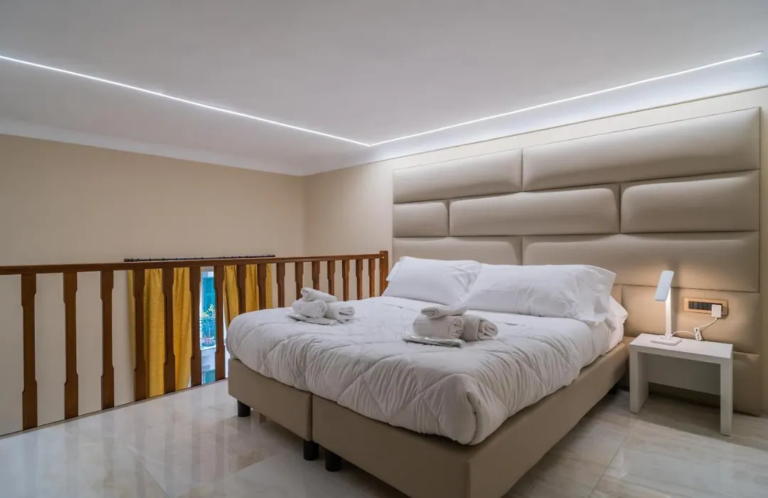 Correnti Boutique Hotel Gold-1