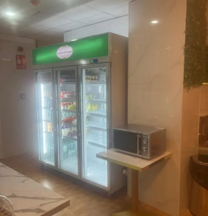 Limin Hostel Capsules-1