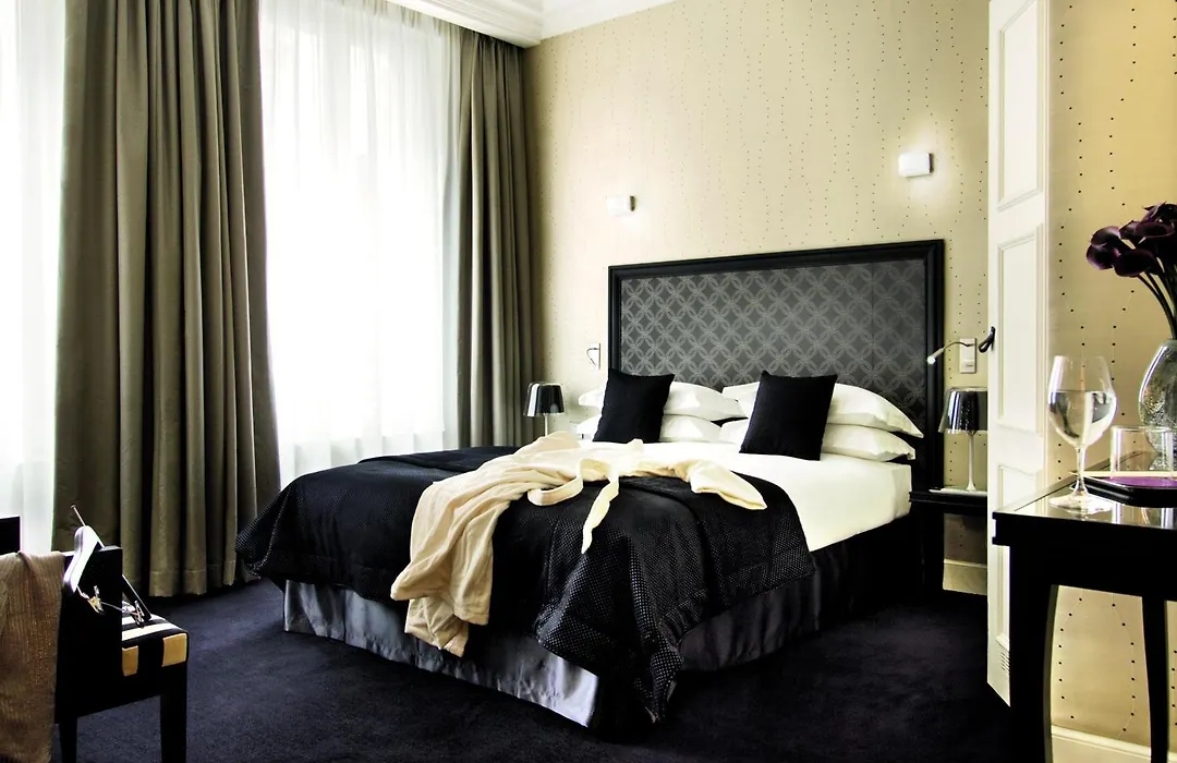 Le Mathurin Hotel-1
