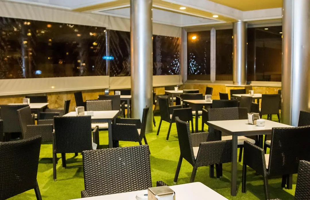 Hotel Villamadrid-1