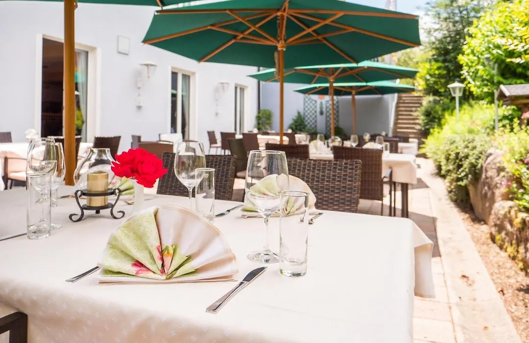 Altmühlberg Hotel&Restaurant-1