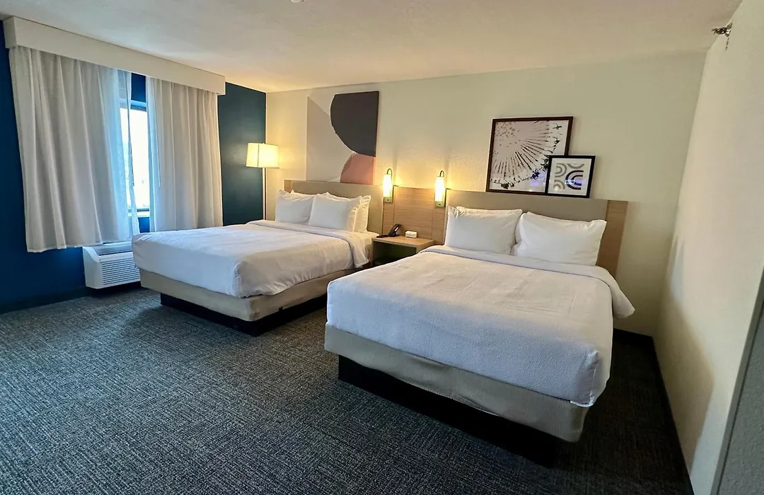 Spark By Hilton Fort Wayne-1
