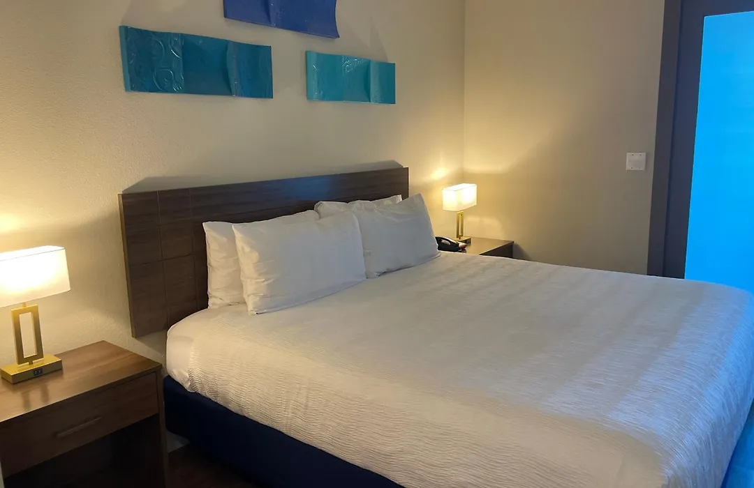 South Beach Biloxi Hotel & Suites-1