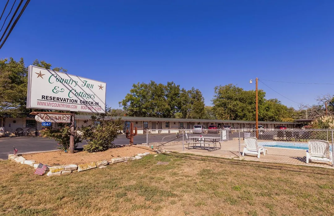 Country Inn Motel-1